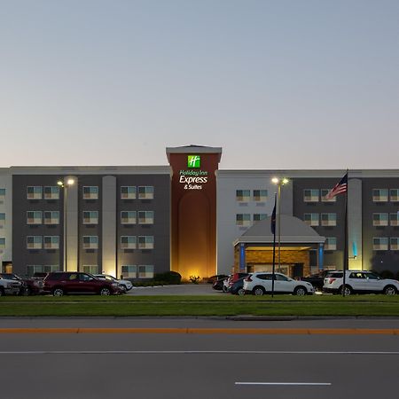 Holiday Inn Express Hotel & Suites Columbus By Ihg Kültér fotó